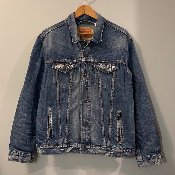 Levi’s Relaxed Fit Trucker Denim Jacket - Picture 4 of 6